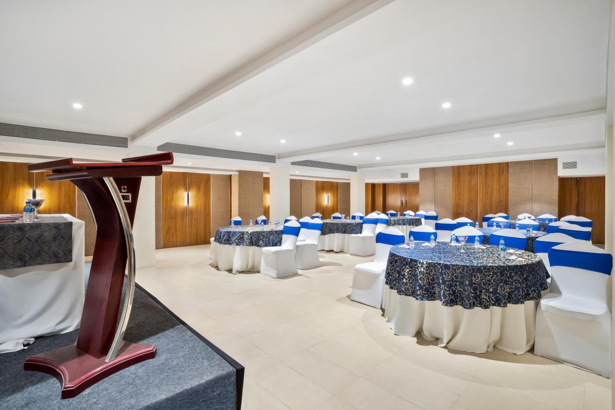 De Mandarin Hotel Goa Candolim Esterno foto